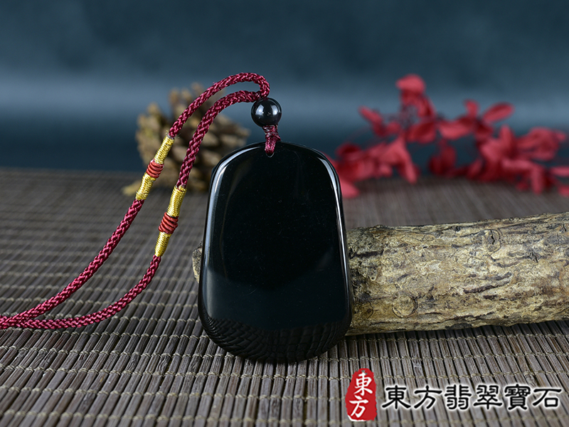 黑曜石虎項鍊玉珮(虎虎生風:虎牌黑曜石虎玉珮、黑曜石虎玉墜、虎十二生肖項鍊)。黑曜石虎,TR157。客製化訂做各種黑曜石虎吊墜玉珮項鍊。★東方翡翠寶石保證卡 3.jpg