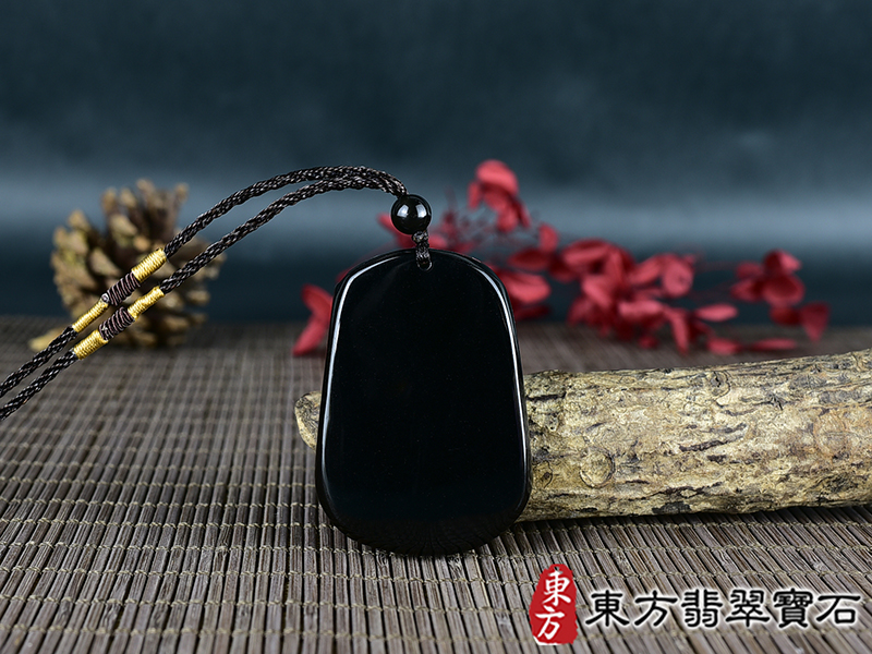 黑曜石虎項鍊玉珮(虎虎生風:虎牌黑曜石虎玉珮、黑曜石虎玉墜、虎十二生肖項鍊)。黑曜石虎,TR158。客製化訂做各種黑曜石虎吊墜玉珮項鍊。★東方翡翠寶石保證卡 3.jpg