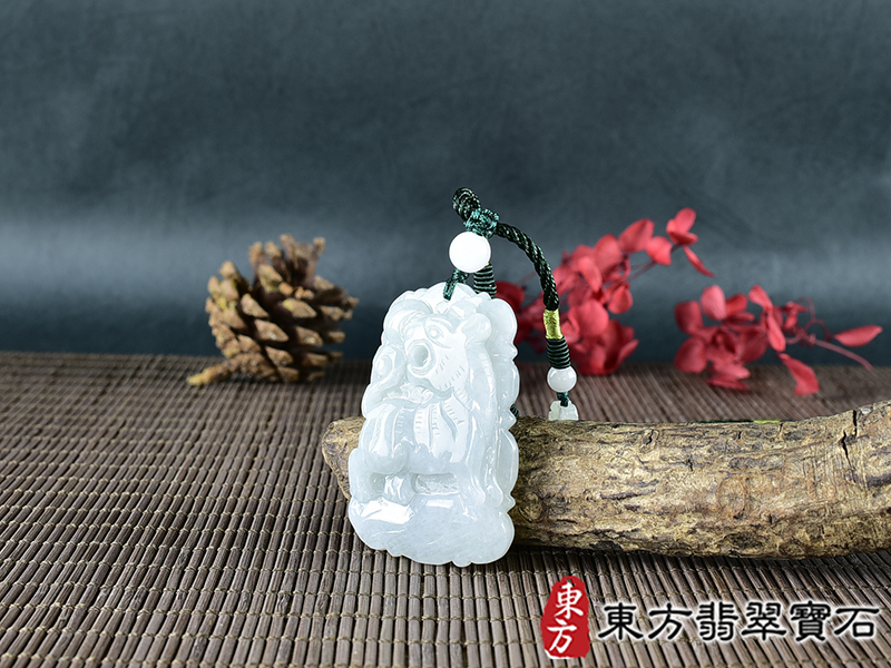 翡翠虎項鍊玉珮(虎虎生風:虎牌A貨翡翠虎玉珮、緬甸玉虎玉墜、虎十二生肖項鍊)。TR159。客製化訂做各種翡翠虎吊墜玉珮項鍊。★附A貨翡翠雙證書 1.jpg