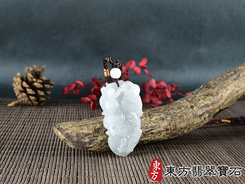 翡翠虎項鍊玉珮(虎虎生風:虎牌A貨翡翠虎玉珮、緬甸玉虎玉墜、虎十二生肖項鍊)。TR161。客製化訂做各種翡翠虎吊墜玉珮項鍊。★附A貨翡翠雙證書 2.jpg