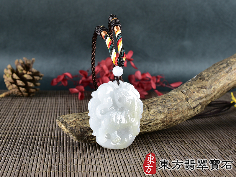 翡翠虎項鍊玉珮(虎虎生風:虎牌A貨翡翠虎玉珮、緬甸玉虎玉墜、虎十二生肖項鍊)。TR162。客製化訂做各種翡翠虎吊墜玉珮項鍊。★附A貨翡翠雙證書 2.jpg