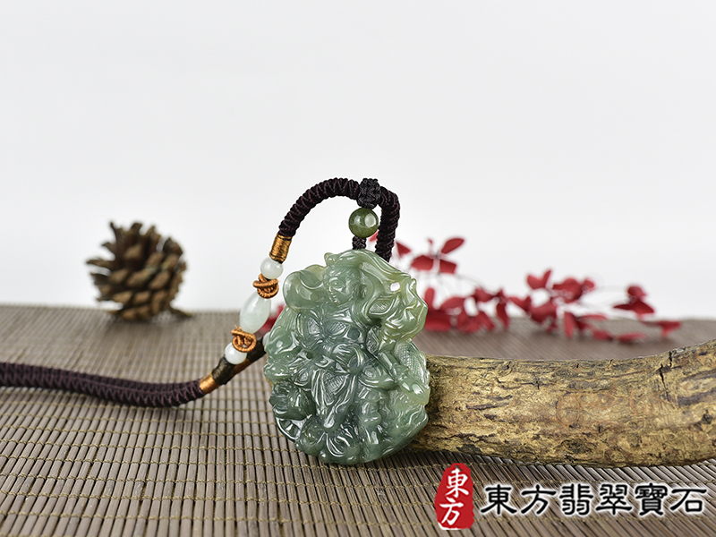 翡翠三太子項鍊玉珮(中壇元帥、哪吒:三太子牌A貨翡翠三太子玉珮、緬甸玉哪吒三太子玉墜)。翡翠三太子,TT226。客製化訂做各種翡翠哪吒三太子吊墜玉珮項鍊。★附A貨翡翠雙證書 2.jpg