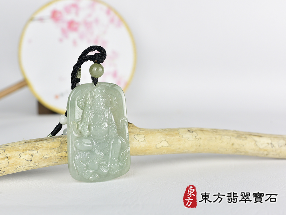 翡翠武財神項鍊玉珮(趙公明:武財神牌A貨翡翠武財神玉珮、緬甸玉武財神玉墜)。綠色翡翠糯種武財神,WM060。客製化訂做各種翡翠武財神吊墜玉珮項鍊。★附A貨翡翠雙證書 4.jpg