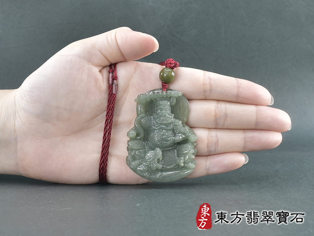 翡翠武財神項鍊玉珮(趙公明:武財神牌A貨翡翠武財神玉珮、緬甸玉武財神玉墜)。綠色翡翠糯種武財神,WM061。客製化訂做各種翡翠武財神吊墜玉珮項鍊。★附A貨翡翠雙證書 5.jpg