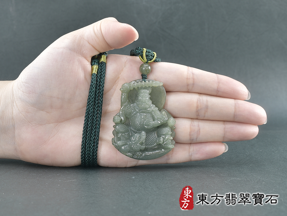 翡翠武財神項鍊玉珮(趙公明:武財神牌A貨翡翠武財神玉珮、緬甸玉武財神玉墜)。綠色翡翠糯種武財神,WM062。客製化訂做各種翡翠武財神吊墜玉珮項鍊。★附A貨翡翠雙證書 5.jpg