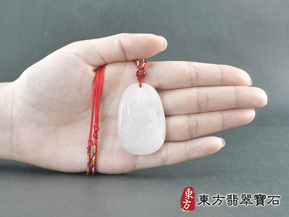 新疆白玉文殊菩薩項鍊玉珮(文殊菩薩:文殊菩薩牌新疆白玉文殊菩薩玉珮、新疆白玉文殊菩薩玉墜)。新疆白玉文殊菩薩,WS210。客製化訂做各種新疆白玉文殊菩薩吊墜玉珮項鍊。★附東方翡翠寶石保證卡 5.jpg