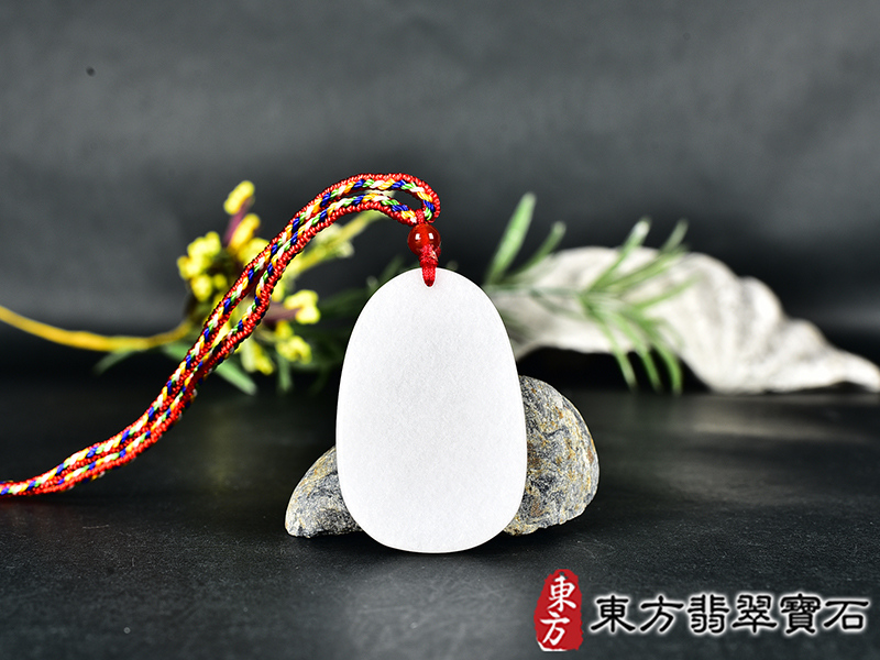 新疆白玉文殊菩薩項鍊玉珮(文殊菩薩:文殊菩薩牌新疆白玉文殊菩薩玉珮、新疆白玉文殊菩薩玉墜)。新疆白玉文殊菩薩,WS211。客製化訂做各種新疆白玉文殊菩薩吊墜玉珮項鍊。★附東方翡翠寶石保證卡 3.jpg