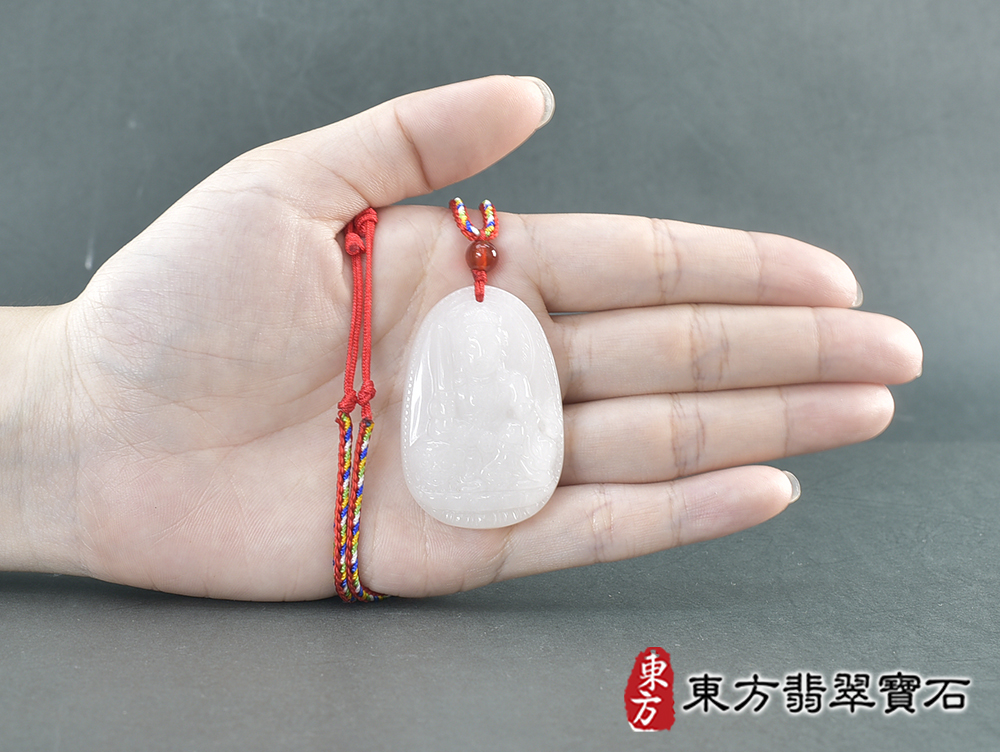 新疆白玉文殊菩薩項鍊玉珮(文殊菩薩:文殊菩薩牌新疆白玉文殊菩薩玉珮、新疆白玉文殊菩薩玉墜)。新疆白玉文殊菩薩,WS212。客製化訂做各種新疆白玉文殊菩薩吊墜玉珮項鍊。★附東方翡翠寶石保證卡 5.jpg