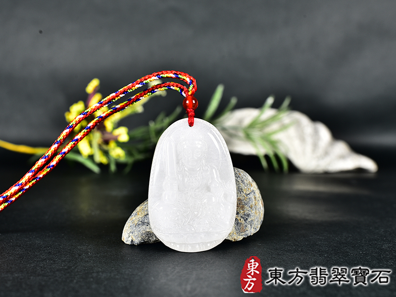 新疆白玉文殊菩薩項鍊玉珮(文殊菩薩:文殊菩薩牌新疆白玉文殊菩薩玉珮、新疆白玉文殊菩薩玉墜)。新疆白玉文殊菩薩,WS213。客製化訂做各種新疆白玉文殊菩薩吊墜玉珮項鍊。★附東方翡翠寶石保證卡 0.jpg