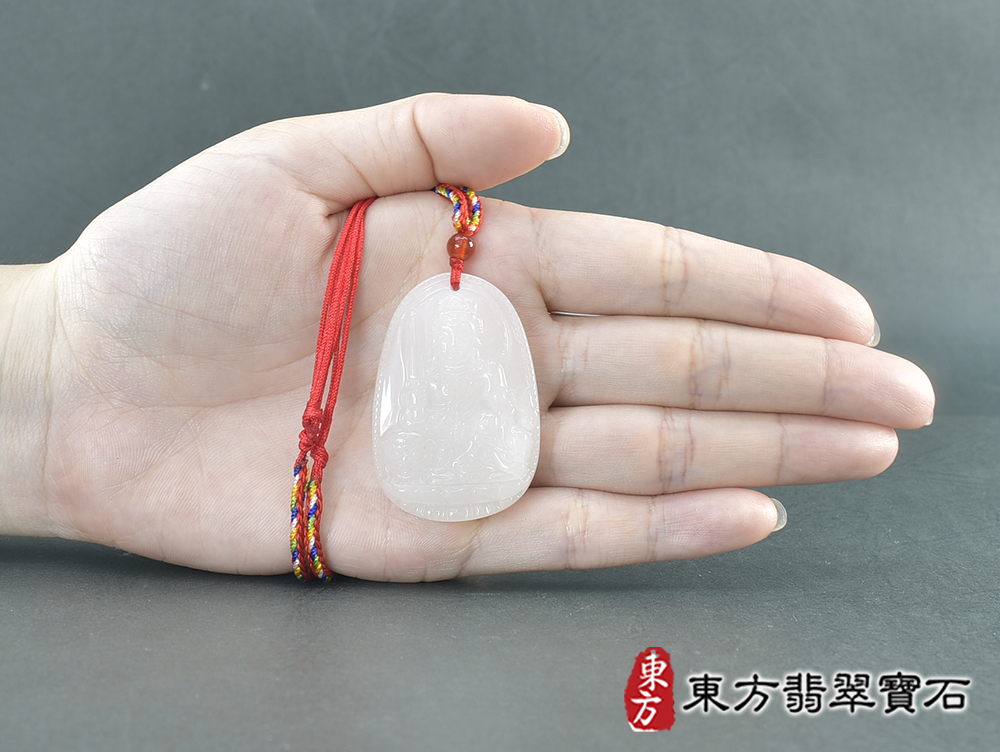 新疆白玉文殊菩薩項鍊玉珮(文殊菩薩:文殊菩薩牌新疆白玉文殊菩薩玉珮、新疆白玉文殊菩薩玉墜)。新疆白玉文殊菩薩,WS214。客製化訂做各種新疆白玉文殊菩薩吊墜玉珮項鍊。★附東方翡翠寶石保證卡 5.jpg