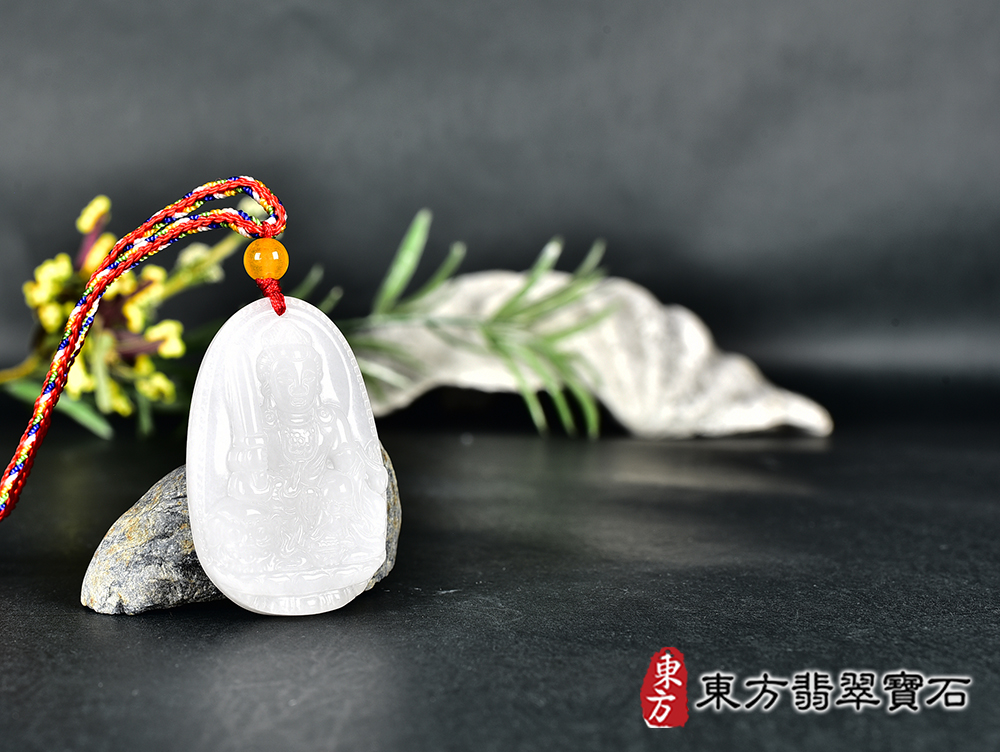 新疆白玉文殊菩薩項鍊玉珮(文殊菩薩:文殊菩薩牌新疆白玉文殊菩薩玉珮、新疆白玉文殊菩薩玉墜)。新疆白玉文殊菩薩,WS217。客製化訂做各種新疆白玉文殊菩薩吊墜玉珮項鍊。★附東方翡翠寶石保證卡 4.jpg