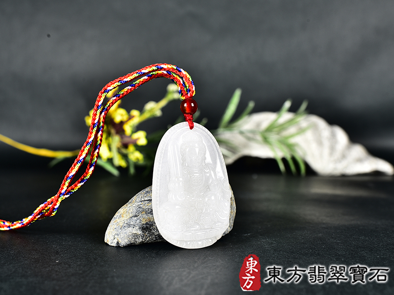 新疆白玉文殊菩薩項鍊玉珮(文殊菩薩:文殊菩薩牌新疆白玉文殊菩薩玉珮、新疆白玉文殊菩薩玉墜)。新疆白玉文殊菩薩,WS218。客製化訂做各種新疆白玉文殊菩薩吊墜玉珮項鍊。★附東方翡翠寶石保證卡 2.jpg