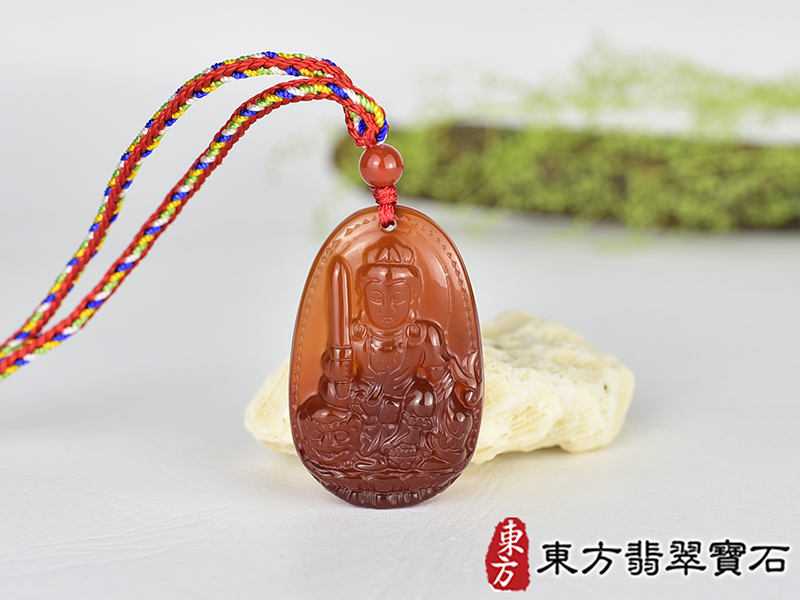紅瑪瑙文殊菩薩項鍊玉珮(文殊菩薩:文殊菩薩牌紅瑪瑙文殊菩薩玉珮、紅瑪瑙文殊菩薩玉墜)。紅瑪瑙文殊菩薩,WS221。客製化訂做各種紅瑪瑙文殊菩薩吊墜玉珮項鍊。★附東方翡翠寶石保證卡 0.jpg