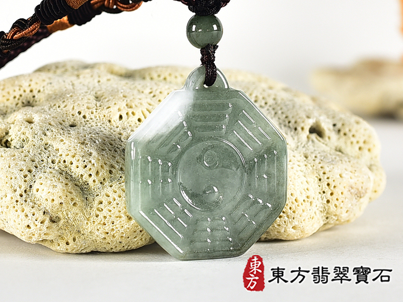 翡翠八卦項鍊玉珮(精工八卦太極,雙重八卦先天八卦和後天八卦:八卦牌A貨翡翠八卦玉珮、緬甸玉八卦玉墜)。八卦,ED506。訂做各種翡翠八卦吊墜玉珮項鍊。★附A貨翡翠雙證書 5.jpg
