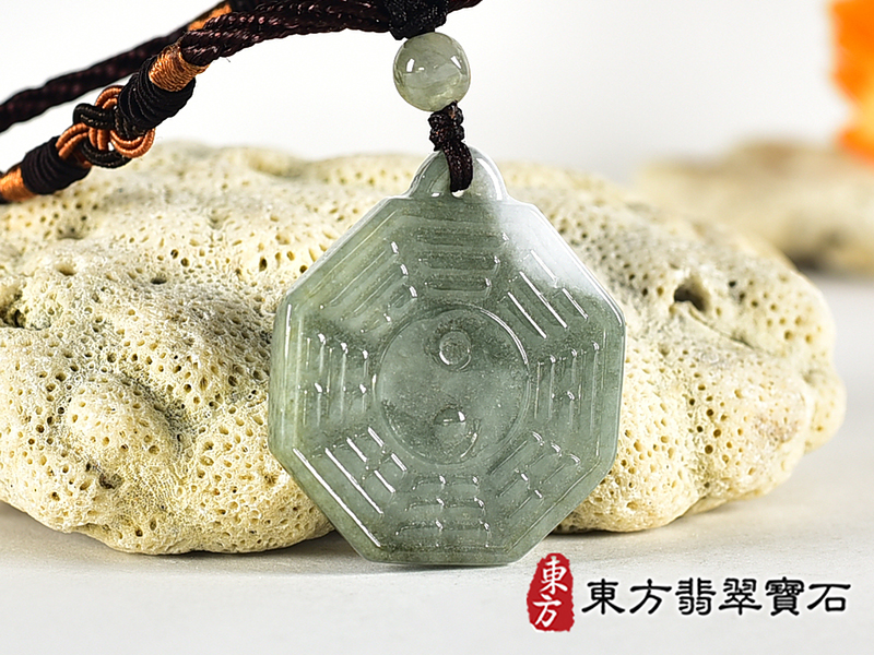 翡翠八卦項鍊玉珮(精工八卦太極,雙重八卦先天八卦和後天八卦:八卦牌A貨翡翠八卦玉珮、緬甸玉八卦玉墜)。八卦,ED508。訂做各種翡翠八卦吊墜玉珮項鍊。★附A貨翡翠雙證書 5.jpg