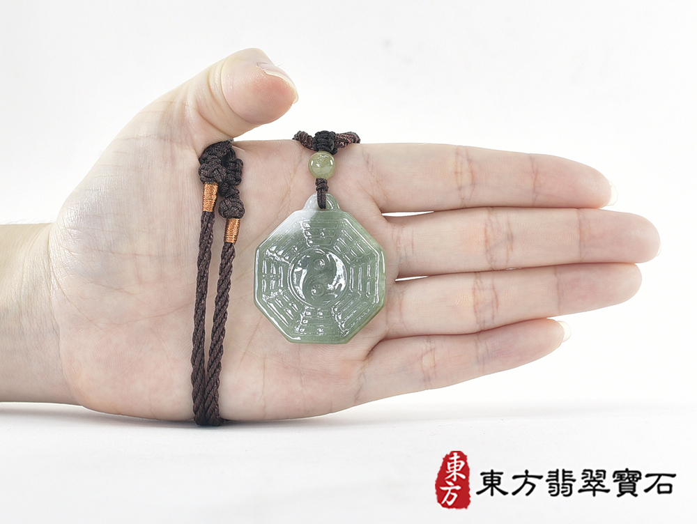 翡翠八卦項鍊玉珮(精工八卦太極,雙重八卦先天八卦和後天八卦:八卦牌A貨翡翠八卦玉珮、緬甸玉八卦玉墜)。八卦,ED508。訂做各種翡翠八卦吊墜玉珮項鍊。★附A貨翡翠雙證書 7.jpg