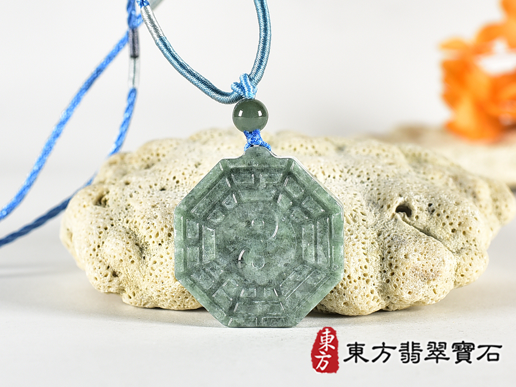 翡翠八卦項鍊玉珮(精工八卦太極,雙重八卦先天八卦和後天八卦:八卦牌A貨翡翠八卦玉珮、緬甸玉八卦玉墜)。八卦,ED536。訂做各種翡翠八卦吊墜玉珮項鍊。★附A貨翡翠雙證書 2.jpg