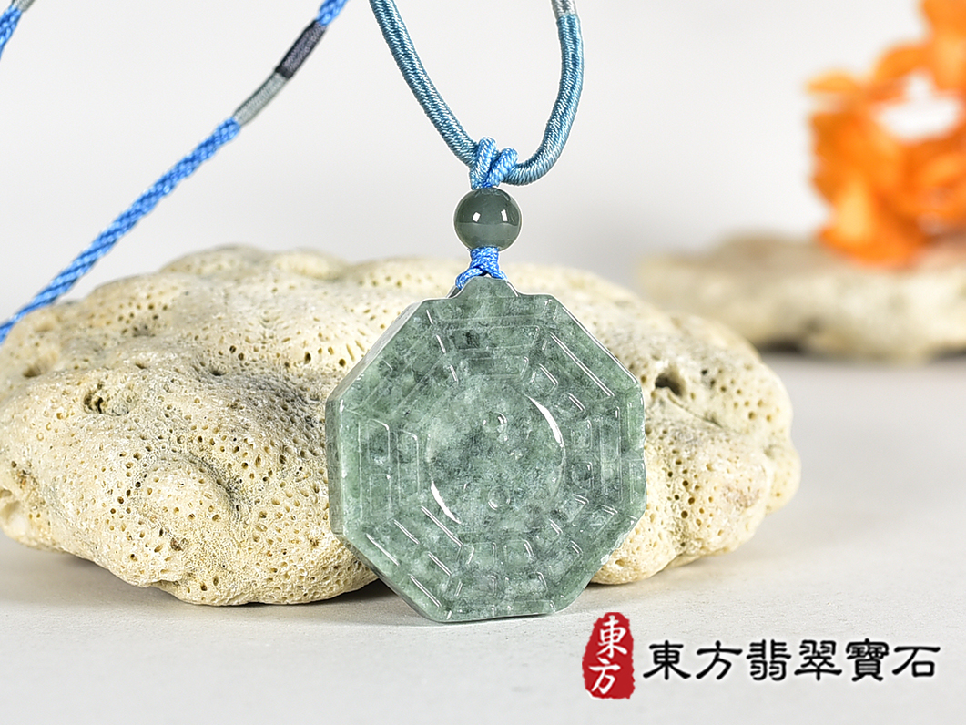 翡翠八卦項鍊玉珮(精工八卦太極,雙重八卦先天八卦和後天八卦:八卦牌A貨翡翠八卦玉珮、緬甸玉八卦玉墜)。八卦,ED536。訂做各種翡翠八卦吊墜玉珮項鍊。★附A貨翡翠雙證書 5.jpg