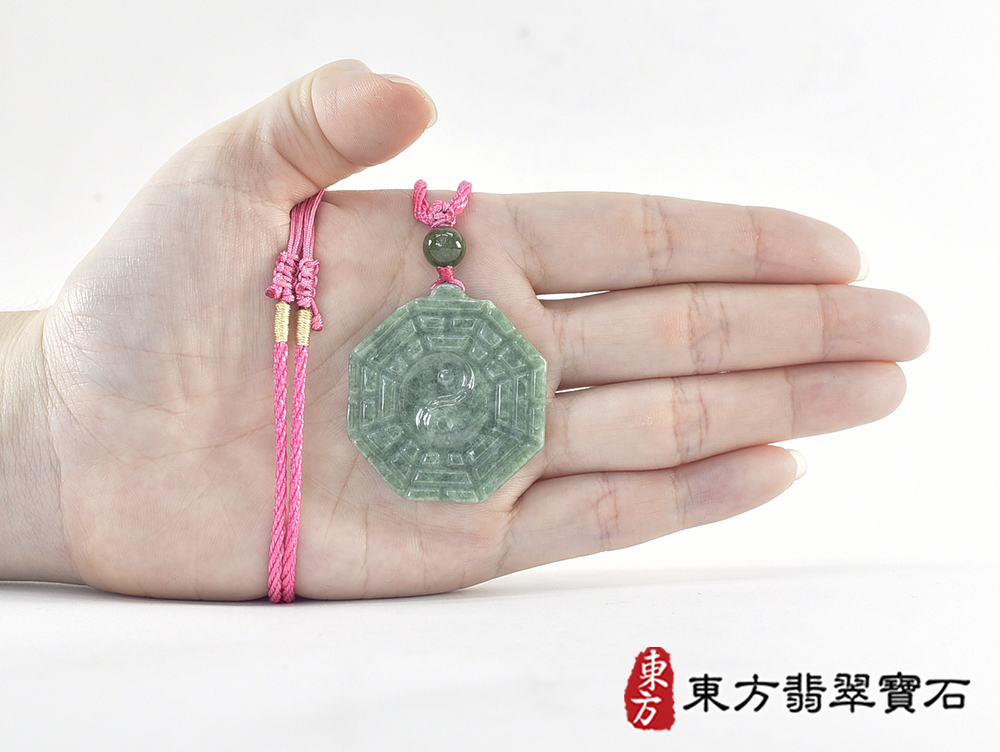 翡翠八卦項鍊玉珮(精工八卦太極,雙重八卦先天八卦和後天八卦:八卦牌A貨翡翠八卦玉珮、緬甸玉八卦玉墜)。八卦,ED561。訂做各種翡翠八卦吊墜玉珮項鍊。★附A貨翡翠雙證書 7.jpg
