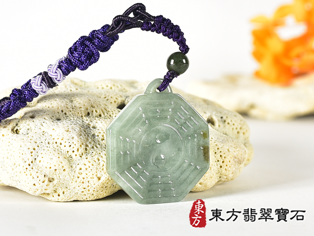 翡翠八卦項鍊玉珮(精工八卦太極,雙重八卦先天八卦和後天八卦:八卦牌A貨翡翠八卦玉珮、緬甸玉八卦玉墜)。八卦,ED567。訂做各種翡翠八卦吊墜玉珮項鍊。★附A貨翡翠雙證書 1.jpg