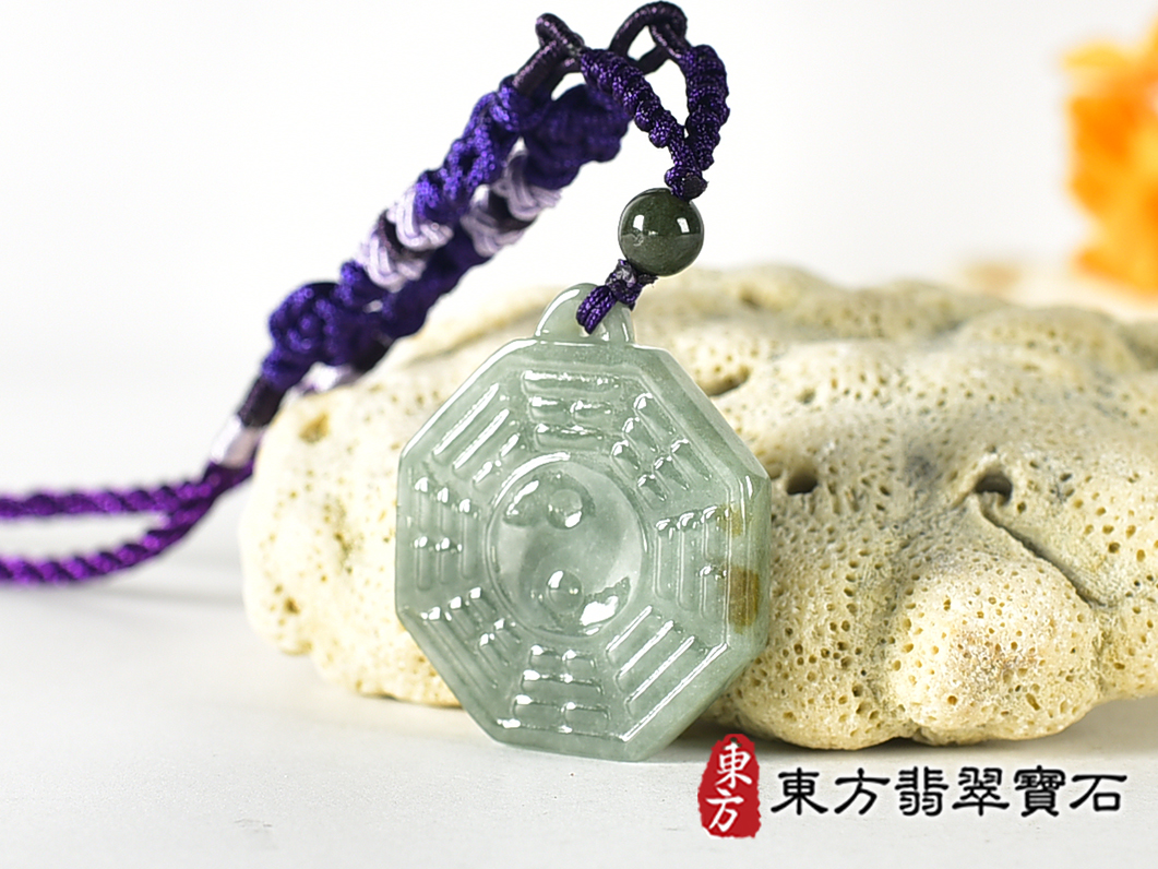 翡翠八卦項鍊玉珮(精工八卦太極,雙重八卦先天八卦和後天八卦:八卦牌A貨翡翠八卦玉珮、緬甸玉八卦玉墜)。八卦,ED567。訂做各種翡翠八卦吊墜玉珮項鍊。★附A貨翡翠雙證書 5.jpg