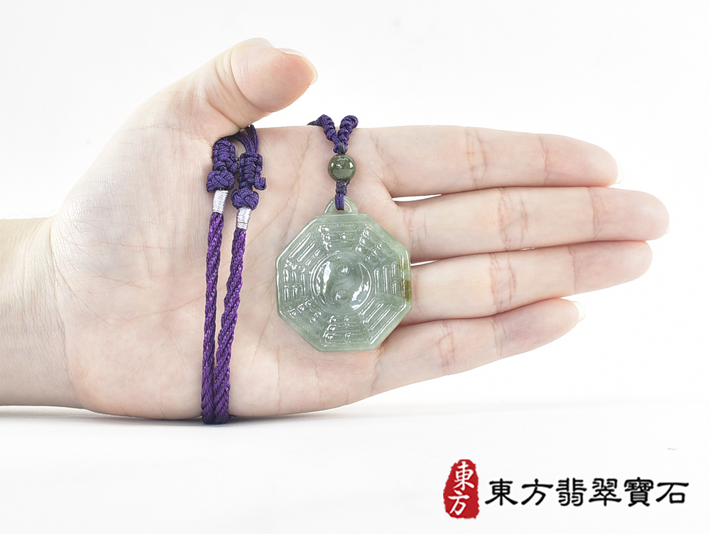 翡翠八卦項鍊玉珮(精工八卦太極,雙重八卦先天八卦和後天八卦:八卦牌A貨翡翠八卦玉珮、緬甸玉八卦玉墜)。八卦,ED567。訂做各種翡翠八卦吊墜玉珮項鍊。★附A貨翡翠雙證書 7.jpg