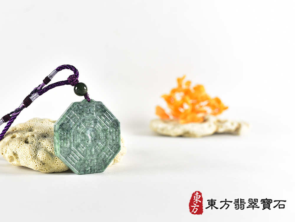 翡翠八卦項鍊玉珮(精工八卦太極,雙重八卦先天八卦和後天八卦:八卦牌A貨翡翠八卦玉珮、緬甸玉八卦玉墜)。八卦,ED625。訂做各種翡翠八卦吊墜玉珮項鍊。★附A貨翡翠雙證書 6.jpg