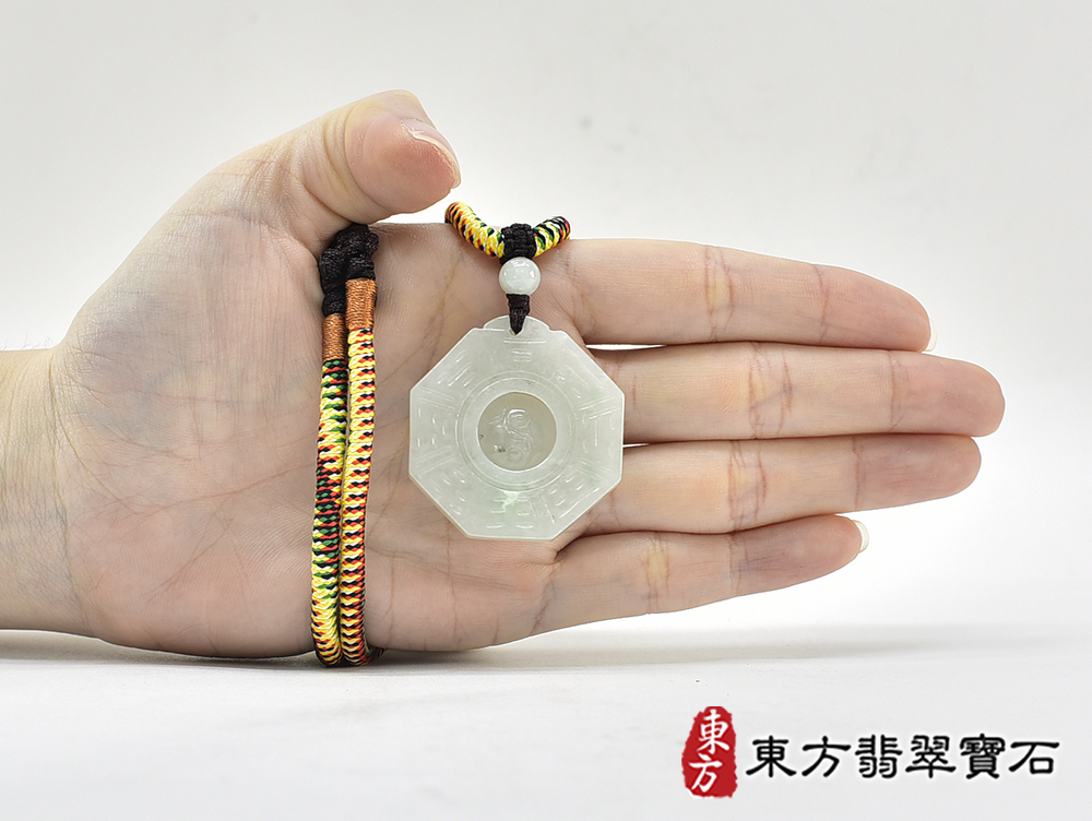 翡翠八卦項鍊玉珮(精工八卦太極,先天八卦:八卦牌A貨翡翠八卦玉珮、緬甸玉八卦玉墜)。八卦,ED634。訂做各種翡翠八卦吊墜玉珮項鍊。★附A貨翡翠雙證書 7.jpg