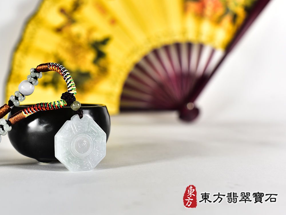 翡翠八卦項鍊玉珮(精工八卦太極,先天八卦:八卦牌A貨翡翠八卦玉珮、緬甸玉八卦玉墜)。八卦,ED636。訂做各種翡翠八卦吊墜玉珮項鍊。★附A貨翡翠雙證書 6.jpg