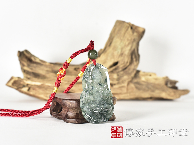 翡翠不動明王項鍊玉珮(不動明王:不動明王牌A貨翡翠不動明王玉珮、緬甸玉不動明王玉墜)。不動明王,FD856。客製化訂做各種翡翠不動明王吊墜玉珮項鍊。★附A貨翡翠雙證書 2.jpg