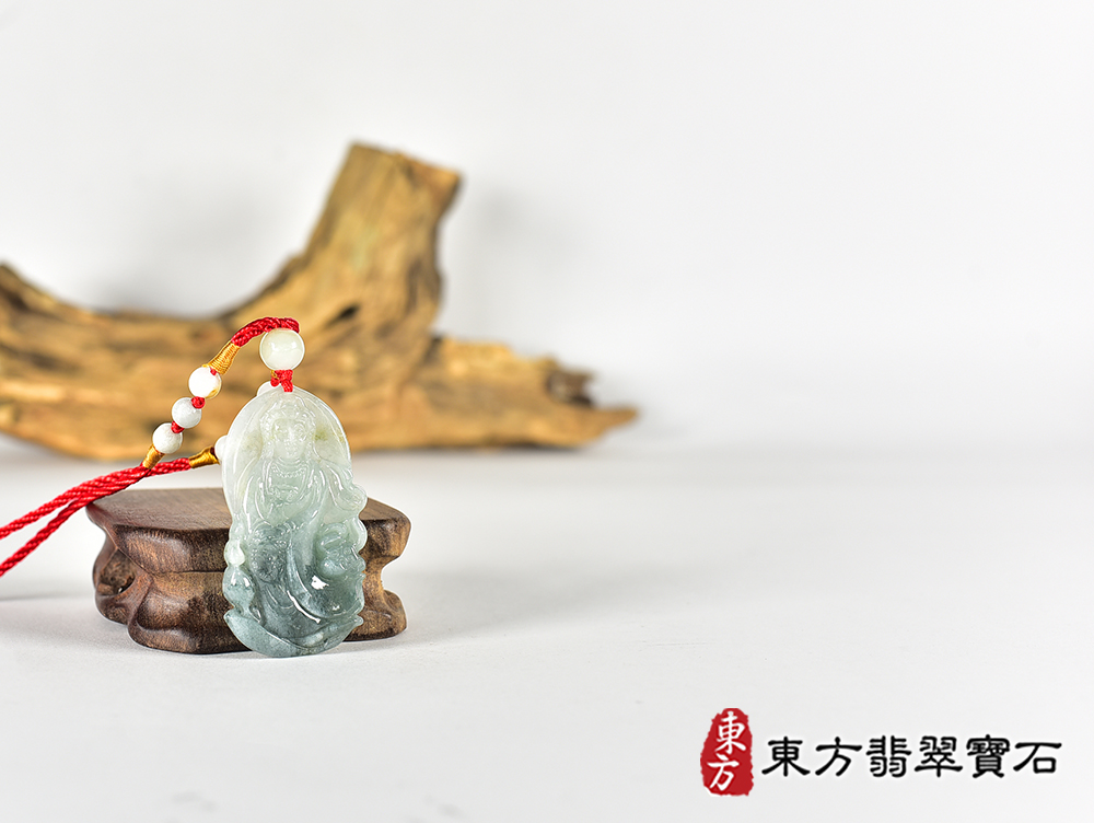 翡翠觀音項鍊玉珮(觀世音菩薩:觀音牌A貨翡翠觀音玉珮、緬甸玉觀世音菩薩玉墜)。觀音,GY2208。客製化訂做各種翡翠觀音吊墜玉珮項鍊。★附A貨翡翠雙證書 4.jpg