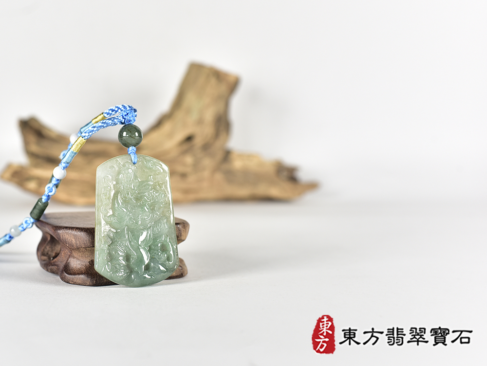 翡翠關公項鍊玉珮(關聖帝君:關公牌A貨翡翠關公玉珮、緬甸玉關公玉墜)。關公,KG784。客製化訂做各種翡翠關公吊墜玉珮項鍊。★附A貨翡翠雙證書 4.jpg