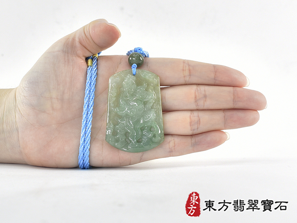 翡翠關公項鍊玉珮(關聖帝君:關公牌A貨翡翠關公玉珮、緬甸玉關公玉墜)。關公,KG784。客製化訂做各種翡翠關公吊墜玉珮項鍊。★附A貨翡翠雙證書 5.jpg