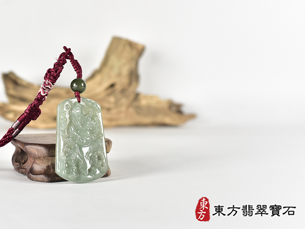 翡翠關公項鍊玉珮(關聖帝君:關公牌A貨翡翠關公玉珮、緬甸玉關公玉墜)。關公,KG786。客製化訂做各種翡翠關公吊墜玉珮項鍊。★附A貨翡翠雙證書 4.jpg