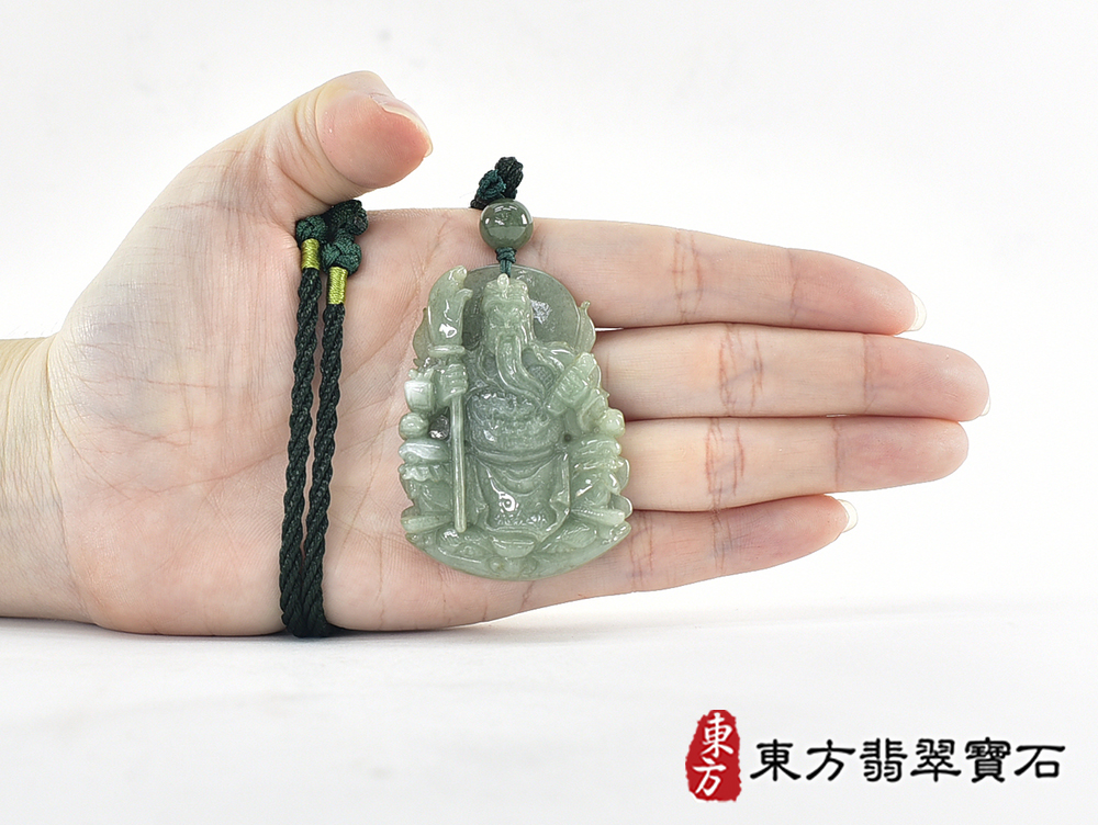 翡翠關公項鍊玉珮(關聖帝君:關公牌A貨翡翠關公玉珮、緬甸玉關公玉墜)。關公,KG788。客製化訂做各種翡翠關公吊墜玉珮項鍊。★附A貨翡翠雙證書 5.jpg