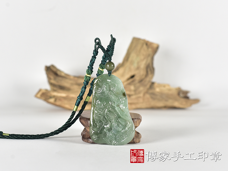 翡翠關公項鍊玉珮(關聖帝君:關公牌A貨翡翠關公玉珮、緬甸玉關公玉墜)。關公,KG791。客製化訂做各種翡翠關公吊墜玉珮項鍊。★附A貨翡翠雙證書 0.jpg