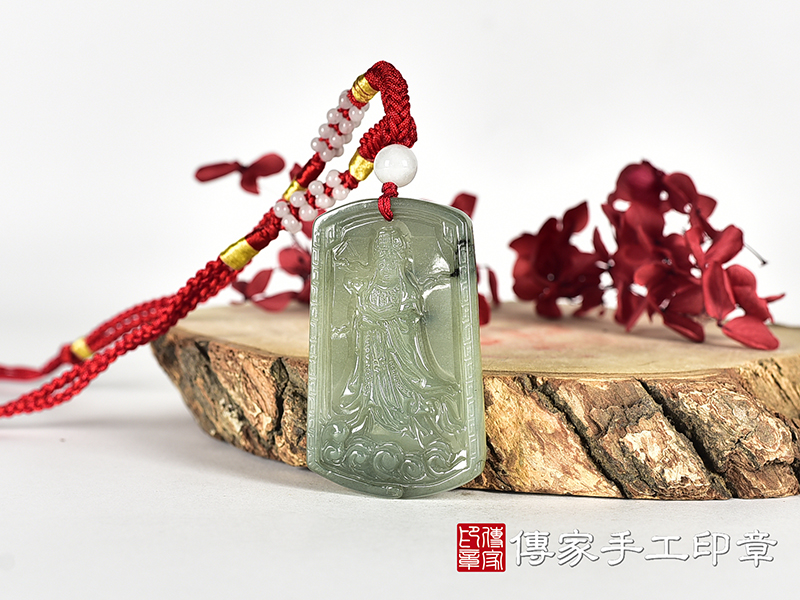 翡翠媽祖項鍊玉珮(天上聖母:媽祖牌A貨翡翠媽祖玉珮、緬甸玉媽祖玉墜)。綠色糯種媽祖,MD370。客製化訂做各種翡翠媽祖吊墜玉珮項鍊。★附A貨翡翠雙證書 2.jpg