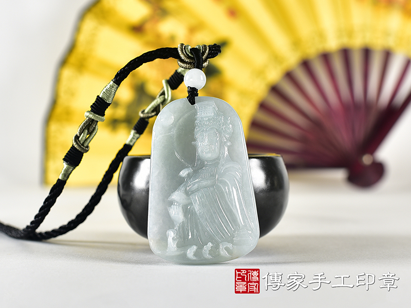 翡翠媽祖項鍊玉珮(天上聖母:媽祖牌A貨翡翠媽祖玉珮、緬甸玉媽祖玉墜)。綠色糯種媽祖,MD377。客製化訂做各種翡翠媽祖吊墜玉珮項鍊。★附A貨翡翠雙證書 0.jpg
