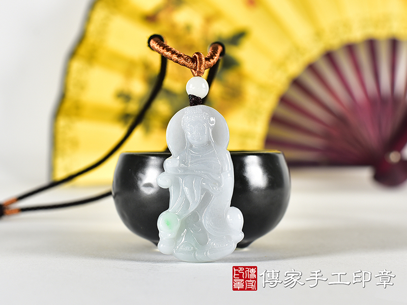 翡翠媽祖項鍊玉珮(天上聖母:媽祖牌A貨翡翠媽祖玉珮、緬甸玉媽祖玉墜)。綠色糯種媽祖,MD378。客製化訂做各種翡翠媽祖吊墜玉珮項鍊。★附A貨翡翠雙證書 0.jpg