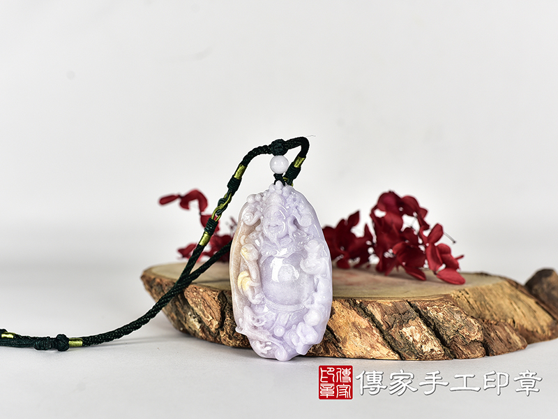 翡翠密宗 黃財神項鍊玉珮(密宗 黃財神:密宗 黃財神牌A貨翡翠密宗 黃財神玉珮、緬甸玉密宗 黃財神玉墜)。MG019。客製化訂做各種翡翠密宗 黃財神吊墜玉珮項鍊。★附A貨翡翠雙證書 1.jpg