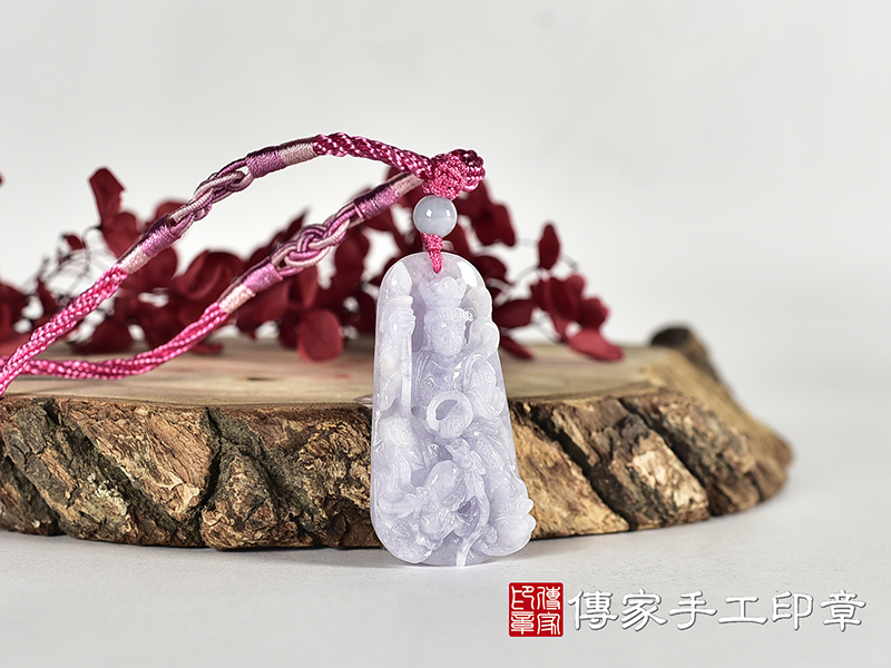 翡翠三太子項鍊玉珮(中壇元帥、哪吒:三太子牌A貨翡翠三太子玉珮、緬甸玉哪吒三太子玉墜)。翡翠三太子,TT231。客製化訂做各種翡翠哪吒三太子吊墜玉珮項鍊。★附A貨翡翠雙證書 2.jpg