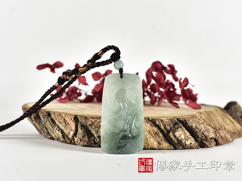 翡翠三太子項鍊玉珮(中壇元帥、哪吒:三太子牌A貨翡翠三太子玉珮、緬甸玉哪吒三太子玉墜)。翡翠三太子,TT232。客製化訂做各種翡翠哪吒三太子吊墜玉珮項鍊。★附A貨翡翠雙證書 3.jpg