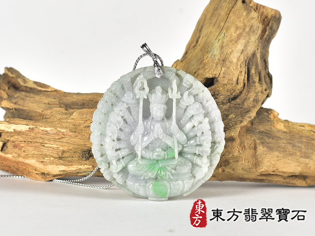 (已出售勿下標,可訂做)翡翠千手觀音項鍊玉珮(千手觀音、46臂千手觀音:千手觀音牌A貨翡翠千手觀音玉珮、緬甸玉千手觀音玉墜)。綠色糯種翡翠千手觀音,LH335。客製化訂做各種翡翠千手觀音吊墜玉珮項鍊。★附A貨翡翠雙證書 0.jpg