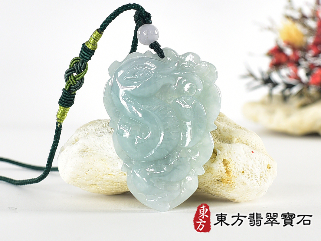 翡翠蛇項鍊玉珮(靈蛇舞動:蛇牌A貨翡翠蛇玉珮、緬甸玉蛇玉墜、蛇十二生肖項鍊)。糯種春帶彩蛇,SN057。客製化訂做各種翡翠蛇吊墜玉珮項鍊。★附A貨翡翠雙證書 0.jpg