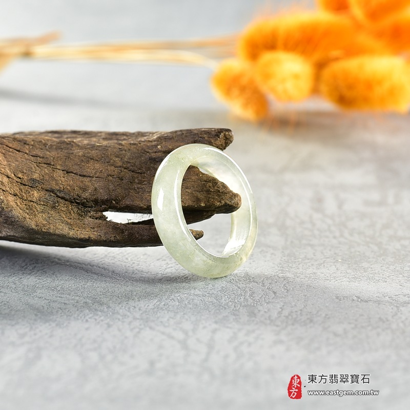 A貨緬甸天然翡翠戒指|淺綠油青種平口戒|天然翡翠玉戒・天然玉石戒指・油青種翡翠・淺綠色翡翠戒指・平口戒款式|圓滿和合・平安順遂・吉祥如意・福氣常伴・情緣長久|翡翠玉戒・版指戒・板指戒・結婚戒指・男女對戒・情侶對戒|可客製化訂做各式翡翠戒指、吊墜、玉珮與項鍊|RNG897|附A貨翡翠雙證書 4 A貨緬甸天然翡翠戒指|淺綠油青種平口戒|天然翡翠玉戒・天然玉石戒指・油青種翡翠・淺綠色翡翠戒指・平口戒款式|圓滿和合・平安順遂・吉祥如意・福氣常伴・情緣長久|翡翠玉戒・版指戒・板指戒・結婚戒指・男女對戒・情侶對戒|可客製化訂做各式翡翠戒指、吊墜、玉珮與項鍊|RNG897|附A貨翡翠雙證書 4