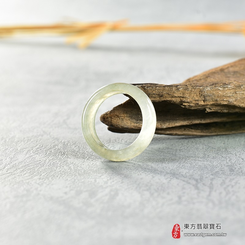 A貨緬甸天然翡翠戒指|淺綠油青種平口戒|天然翡翠玉戒・天然玉石戒指・油青種翡翠・淺綠色翡翠戒指・平口戒款式|圓滿和合・平安順遂・吉祥如意・福氣常伴・情緣長久|翡翠玉戒・版指戒・板指戒・結婚戒指・男女對戒・情侶對戒|可客製化訂做各式翡翠戒指、吊墜、玉珮與項鍊|RNG897|附A貨翡翠雙證書 6 A貨緬甸天然翡翠戒指|淺綠油青種平口戒|天然翡翠玉戒・天然玉石戒指・油青種翡翠・淺綠色翡翠戒指・平口戒款式|圓滿和合・平安順遂・吉祥如意・福氣常伴・情緣長久|翡翠玉戒・版指戒・板指戒・結婚戒指・男女對戒・情侶對戒|可客製化訂做各式翡翠戒指、吊墜、玉珮與項鍊|RNG897|附A貨翡翠雙證書 6