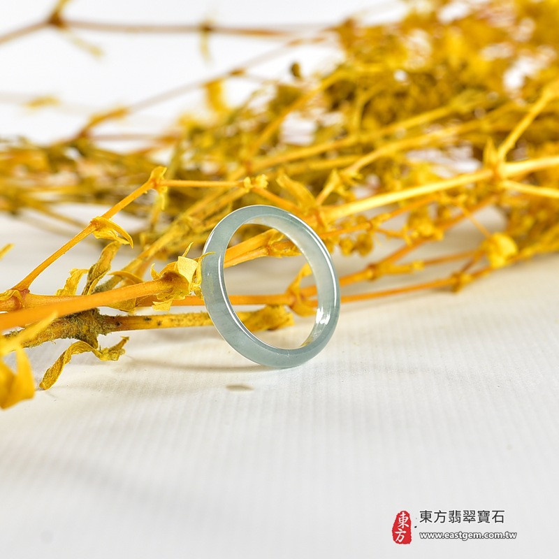 翡翠戒指|天然玉石玉戒・日常配戴與送禮款式|圓滿和合・平安順遂・吉祥如意・福氣常伴・情緣長久|翡翠玉戒・版指戒・板指戒・結婚戒指・男女對戒・情侶對戒|可客製化訂做各式翡翠戒指、吊墜、玉珮與項鍊|RNG999|商品照片與資料介紹 6 翡翠戒指|天然玉石玉戒・日常配戴與送禮款式|圓滿和合・平安順遂・吉祥如意・福氣常伴・情緣長久|翡翠玉戒・版指戒・板指戒・結婚戒指・男女對戒・情侶對戒|可客製化訂做各式翡翠戒指、吊墜、玉珮與項鍊|RNG999|商品照片與資料介紹 6