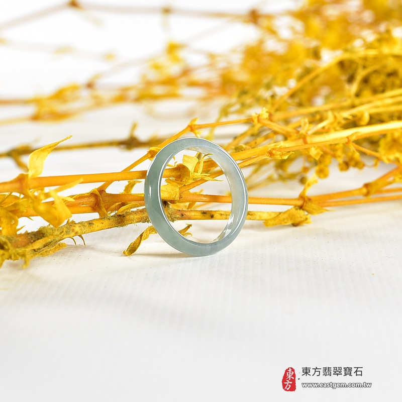 翡翠戒指｜天然玉石玉戒・日常配戴與送禮款式｜圓滿和合・平安順遂・吉祥如意・福氣常伴・情緣長久｜翡翠玉戒・版指戒・板指戒・結婚戒指・男女對戒・情侶對戒｜可客製化訂做各式翡翠戒指、吊墜、玉珮與項鍊｜RNG1003｜商品照片與資料介紹 7