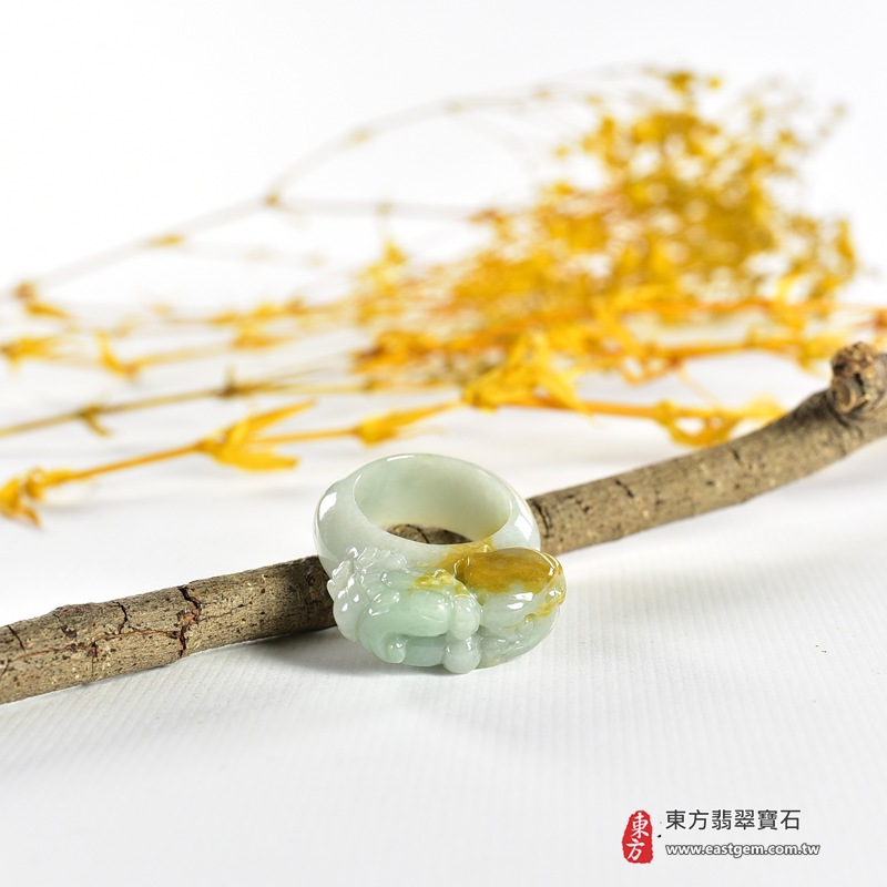 翡翠戒指|天然玉石玉戒・日常配戴與送禮款式|圓滿和合・平安順遂・吉祥如意・福氣常伴・情緣長久|翡翠玉戒・版指戒・板指戒・結婚戒指・男女對戒・情侶對戒|可客製化訂做各式翡翠戒指、吊墜、玉珮與項鍊|RNG1006|商品照片與資料介紹 11 翡翠戒指|天然玉石玉戒・日常配戴與送禮款式|圓滿和合・平安順遂・吉祥如意・福氣常伴・情緣長久|翡翠玉戒・版指戒・板指戒・結婚戒指・男女對戒・情侶對戒|可客製化訂做各式翡翠戒指、吊墜、玉珮與項鍊|RNG1006|商品照片與資料介紹 11