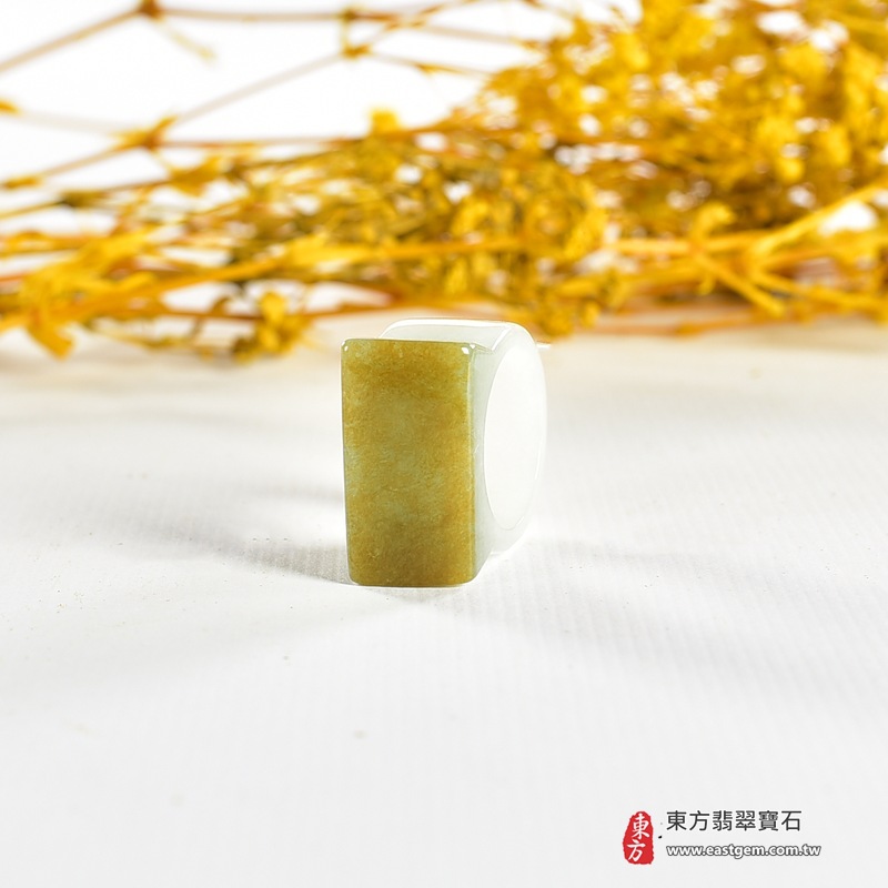 翡翠戒指｜天然玉石玉戒・日常配戴與送禮款式｜圓滿和合・平安順遂・吉祥如意・福氣常伴・情緣長久｜翡翠玉戒・版指戒・板指戒・結婚戒指・男女對戒・情侶對戒｜可客製化訂做各式翡翠戒指、吊墜、玉珮與項鍊｜RNG1008｜商品照片與資料介紹 4